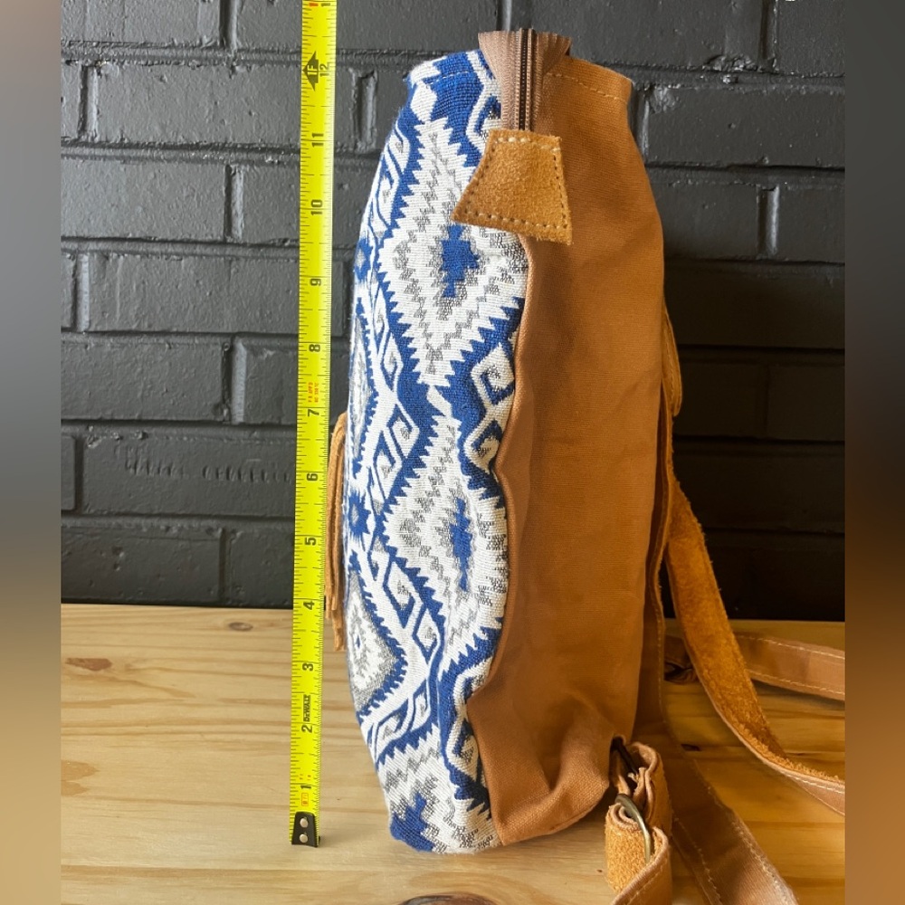 Aztec Backpack - Picture 5 of 8